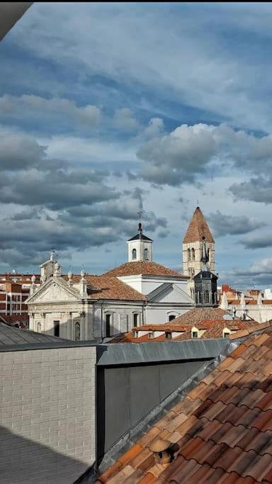 Precioso Loft En Pleno Corazon De Valladolid Exterior photo